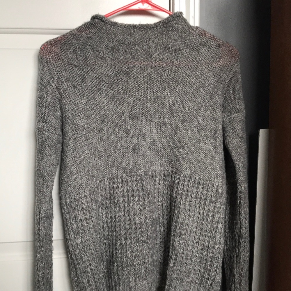American Eagle grey turtleneck sweater
